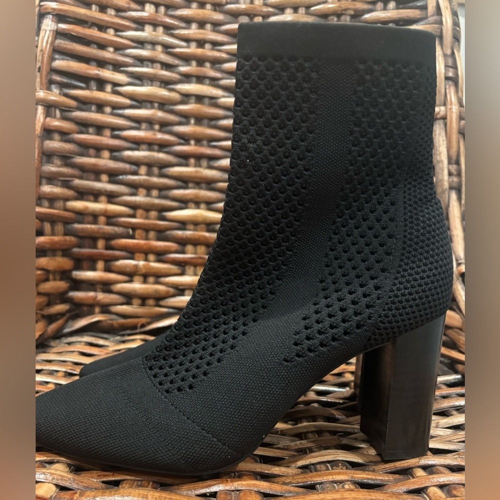 Charles By Charles David black mesh banker bootie heels shoe size 8.5. - Picture 3 of 16